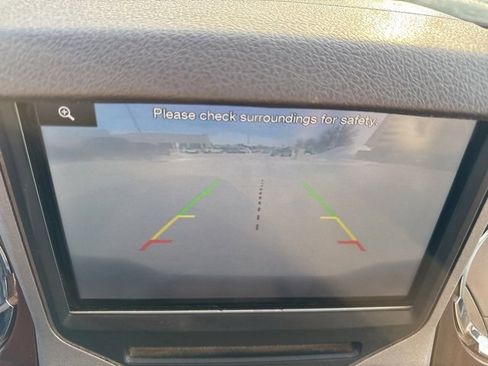 Used 2014 Ford F250 Lariat w/ Lariat Interior Package image 16