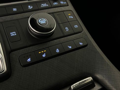 Used 2024 Hyundai Palisade Limited image 22