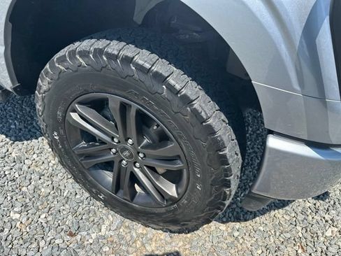 Used 2022 Ford F150 Lariat AWD/4WD image 8