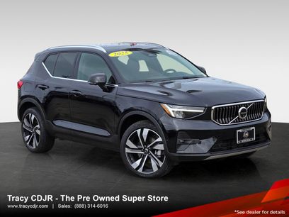 Used 2025 Volvo XC40 B5 Plus
