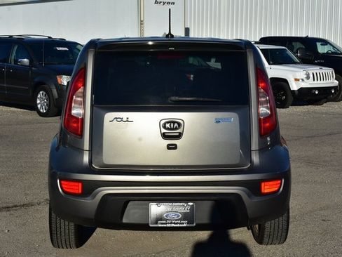 Used 2013 Kia Soul + w/ Audio Pkg image 7