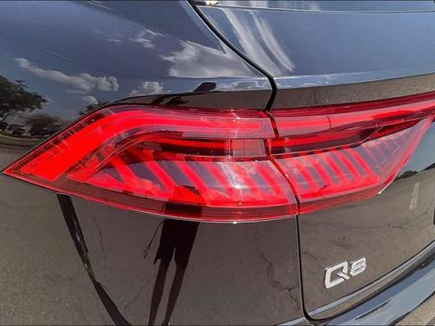 Used 2019 Audi Q8 Premium Plus AWD/4WD image 28