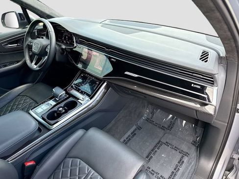 Used 2021 Audi SQ7 Prestige AWD/4WD image 15