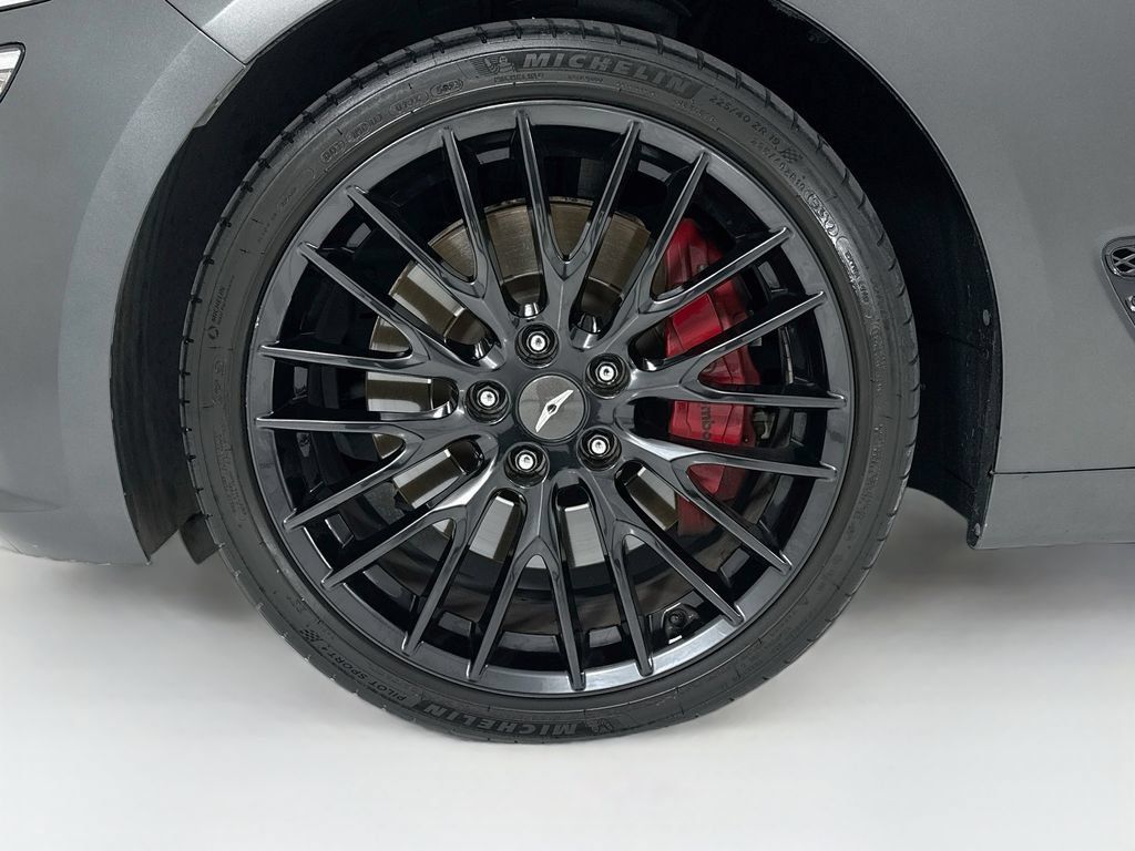 Used 2022 Genesis G70 3.3T Launch Edition RWD image 31
