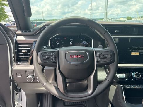 New 2026 GMC Sierra 1500 AT4 w/ AT4 Premium Package AWD/4WD image 18