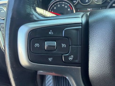 Used 2021 Chevrolet Silverado 1500 LT w/ Z71 Off-Road Package AWD/4WD image 26