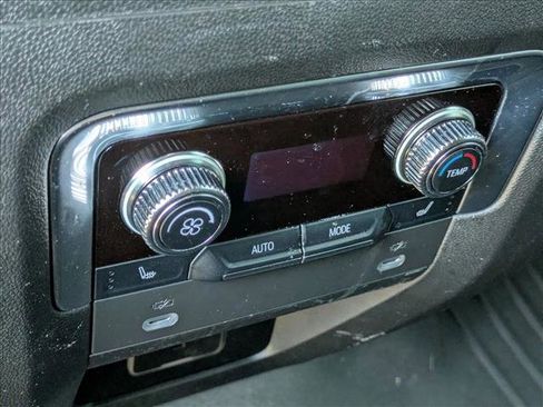 Used 2022 GMC Yukon XL Denali w/ Max Trailering Package AWD/4WD image 17