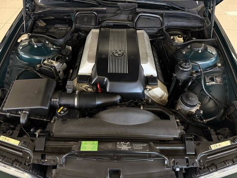 Used 2001 BMW 740i image 3