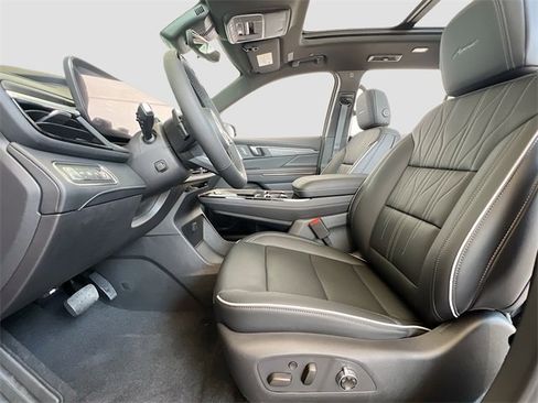 New 2026 Buick Enclave Avenir w/ Super Cruise Package image 15