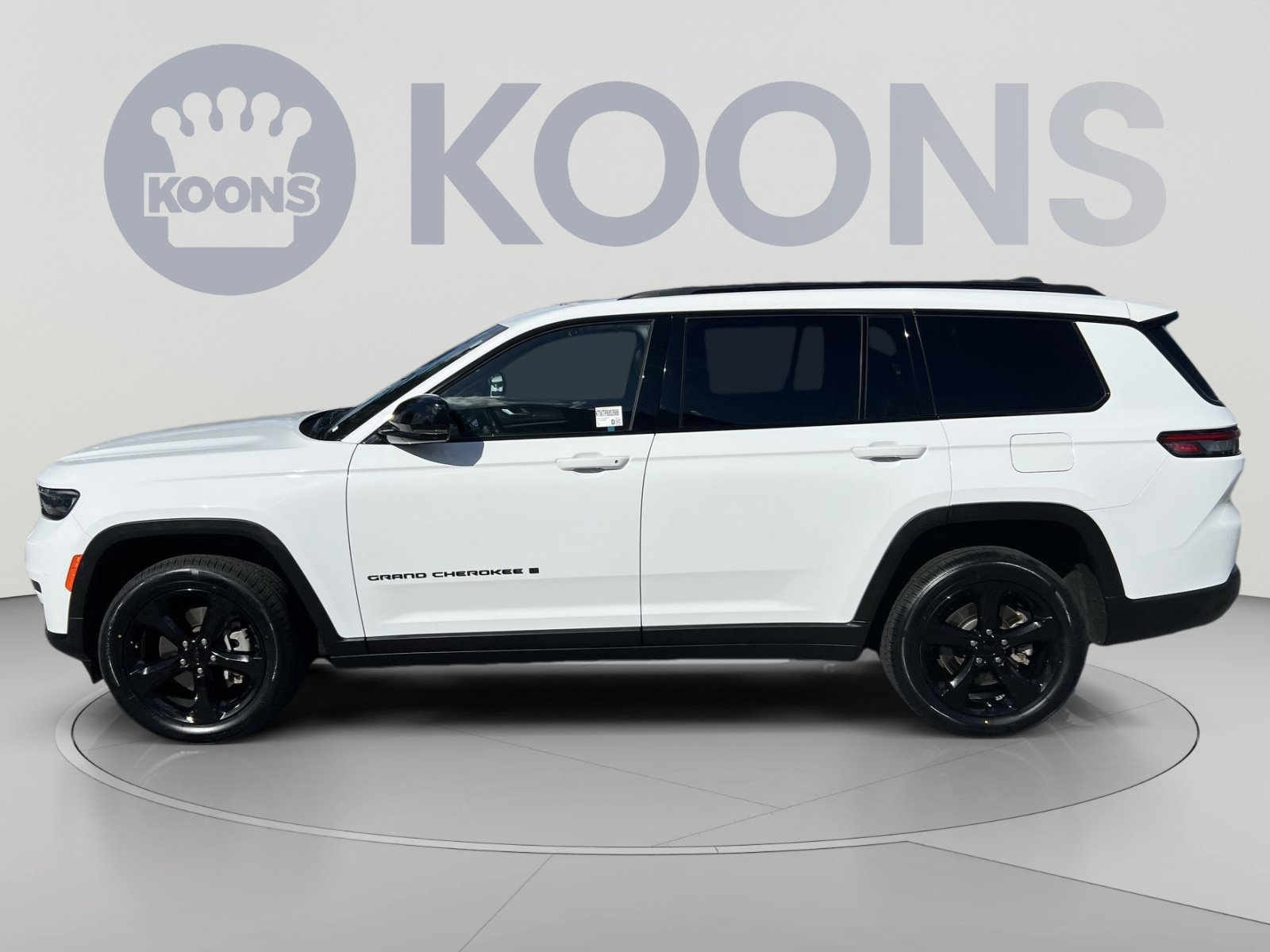 Used 2023 Jeep Grand Cherokee L Altitude AWD/4WD image 2