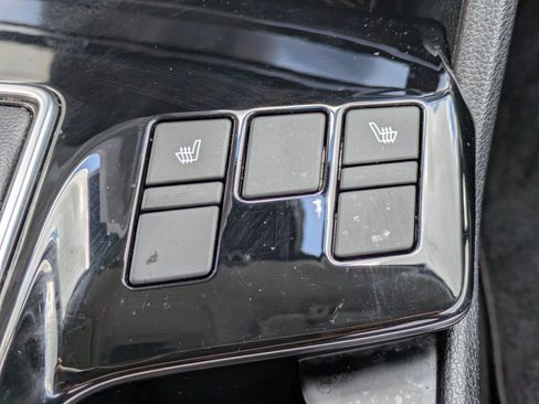 Certified 2025 Kia Sportage EX FWD image 27