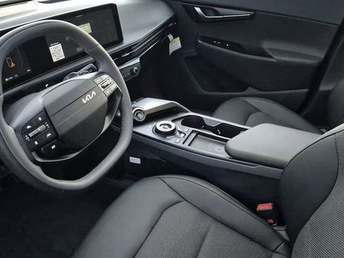 New 2025 Kia EV6 Light w/ Light LR Technology Package image 11