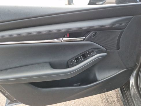 Used 2023 MAZDA MAZDA3 s image 11