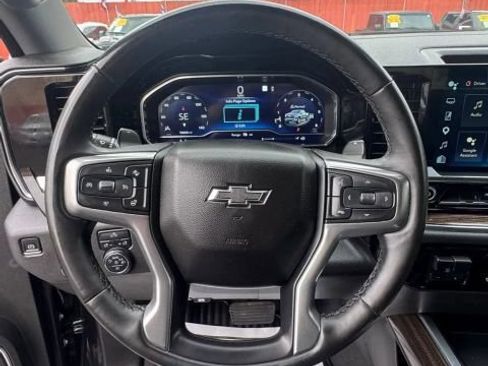 Used 2023 Chevrolet Silverado 1500 RST w/ Max Trailering Package AWD/4WD image 11
