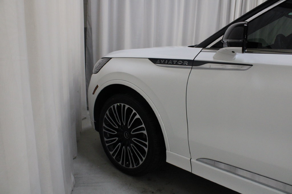 New 2027 Lincoln Aviator Black Label w/ Dynamic Handling Package AWD/4WD image 29