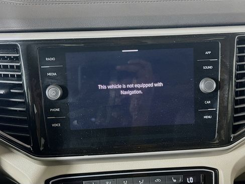 Used 2023 Volkswagen Atlas SE image 22