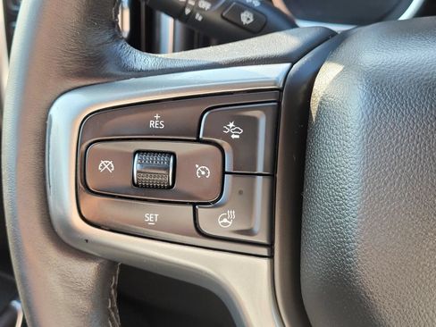 Used 2021 Chevrolet Silverado 1500 LTZ w/ Technology Package AWD/4WD image 32