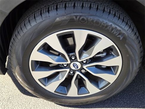 Used 2023 Subaru Outback Touring XT image 8