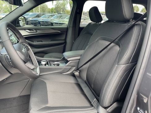 New 2026 Jeep Grand Cherokee Laredo X RWD image 15