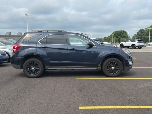 Used 2017 Chevrolet Equinox LT w/ Driver Confidence Package II AWD/4WD image 3