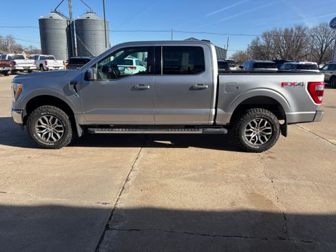 Used 2021 Ford F150 Lariat w/ Equipment Group 501A Mid image 7