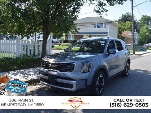 Used 2025 Kia Telluride S FWD image 2