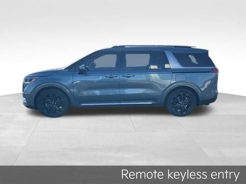 Certified 2024 Kia Carnival SX Prestige image 5