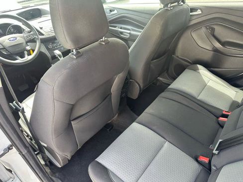 Used 2018 Ford Escape SE FWD image 14