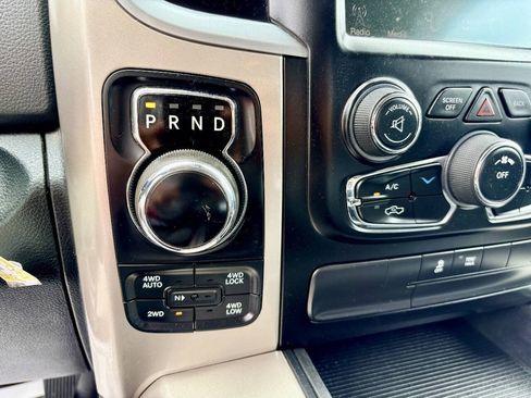 Used 2015 RAM 1500 Big Horn AWD/4WD image 16