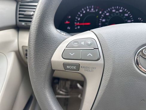 Used 2009 Toyota Camry LE image 13