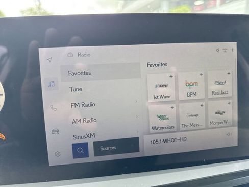 Used 2025 Lexus ES 350 w/ Premium Package FWD image 16