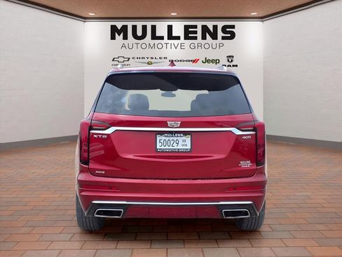 Used 2024 Cadillac XT6 Premium Luxury AWD/4WD image 6