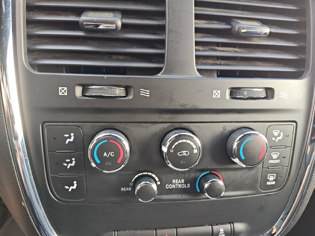 Used 2018 Dodge Grand Caravan SXT FWD image 20