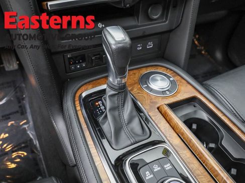 Used 2024 Nissan Armada SL w/ Captain's Chairs Package image 13