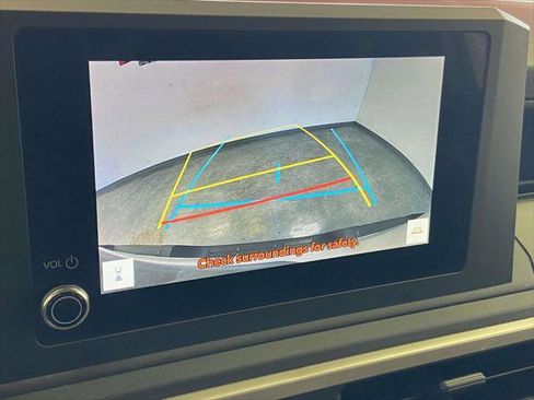 Certified 2024 Toyota Tacoma SR image 24