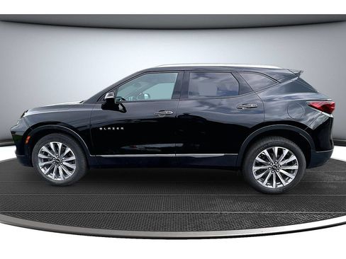 Used 2023 Chevrolet Blazer Premier w/ Enhanced Convenience Package AWD/4WD image 16