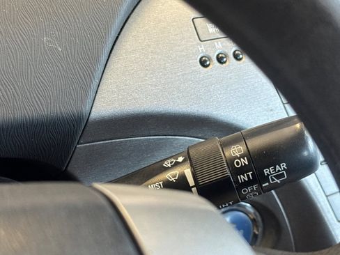 Used 2015 Toyota Prius Two FWD image 38
