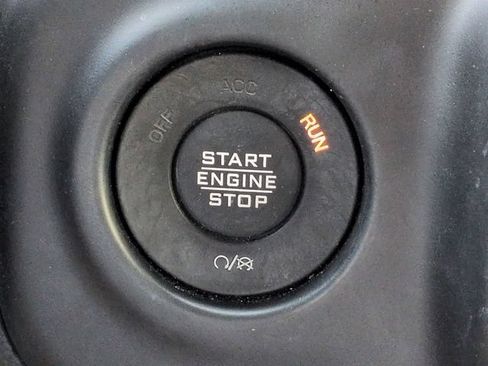 Used 2022 Jeep Wrangler Unlimited Sport w/ Sun And Sound Package AWD/4WD image 31