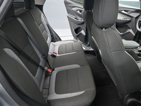 Used 2025 Chevrolet TrailBlazer LT image 24