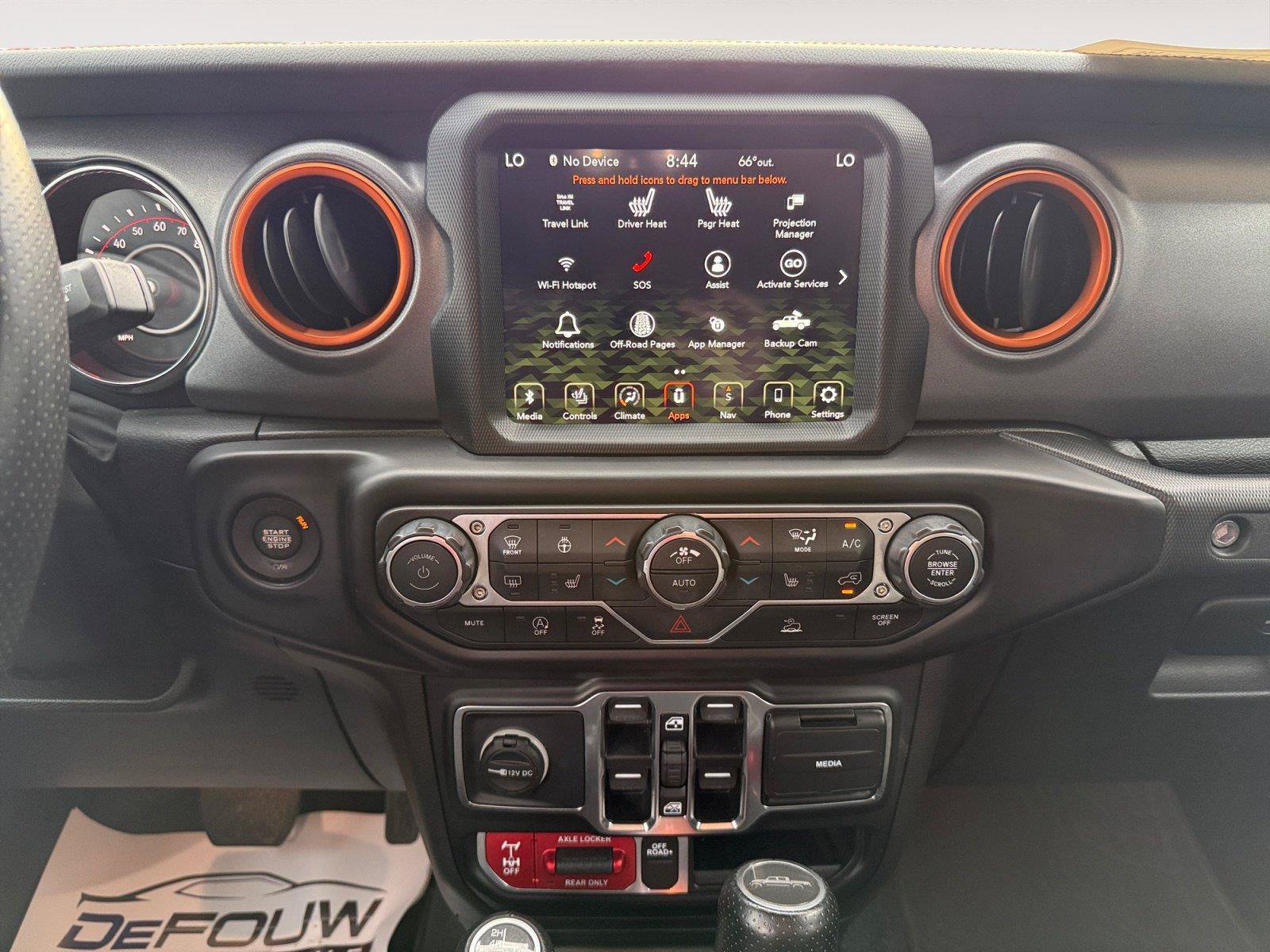 Used 2022 Jeep Gladiator Mojave w/ Dual Top Group AWD/4WD image 14