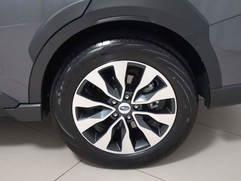 Used 2024 Subaru Outback Limited AWD/4WD image 9