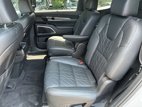 Used 2024 Kia Telluride SX X-Line AWD/4WD image 17