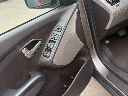Used 2010 Hyundai Tucson GLS FWD image 39
