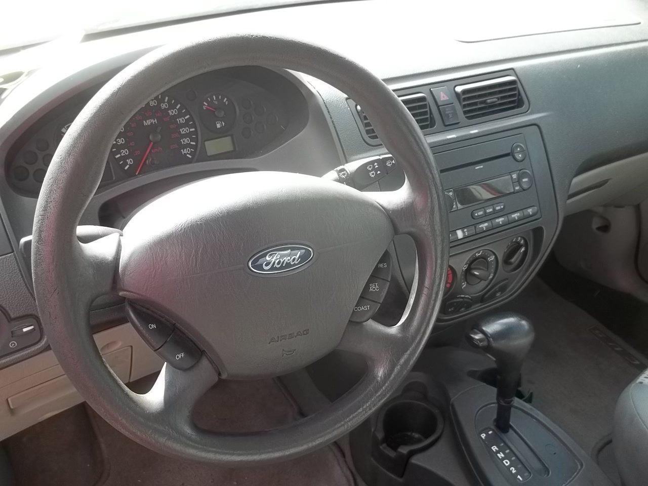 Used 2007 Ford Focus SE FWD image 6