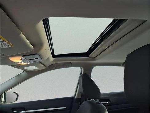 Used 2021 Nissan Altima 2.5 SV w/ SV Premium Package image 13