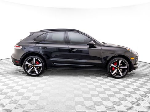 Certified 2022 Porsche Macan S w/ Premium Package Plus image 2