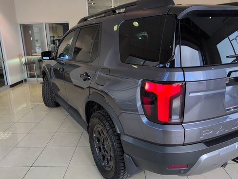 Used 2026 Honda Passport TrailSport image 3