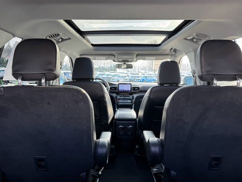 Certified 2022 Ford Explorer Limited w/ Equipment Group 301A image 10