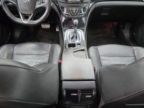 Used 2017 Buick Regal GS w/ Driver Confidence Package #2 image 28