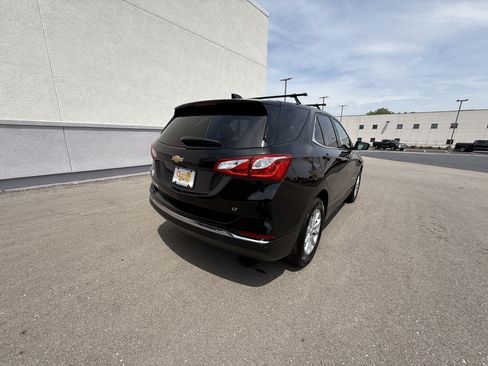 Used 2018 Chevrolet Equinox LT FWD image 23